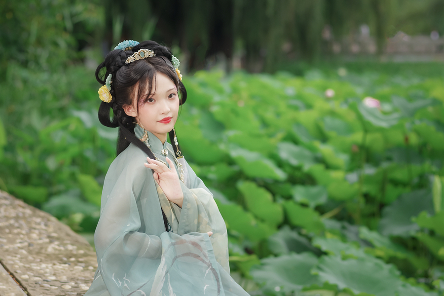 汉服行业市场深度调研：汉服写真销量同比增长超230%_拥有“如意行”驾乘险，出行更顺畅！,人保护你周全