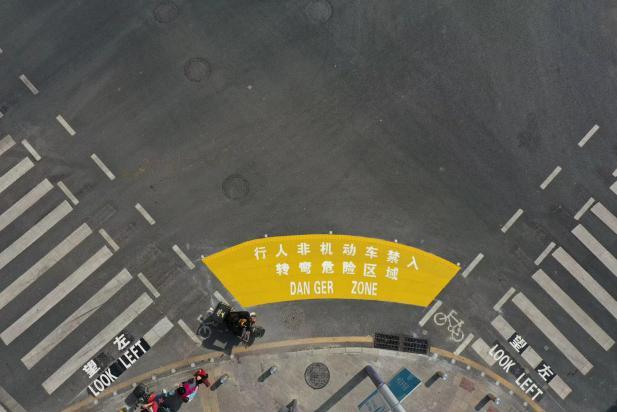 人保服务,拥有“如意行”驾乘险，出行更顺畅！_2024年灯具行业的市场发展现状及投资趋势分析