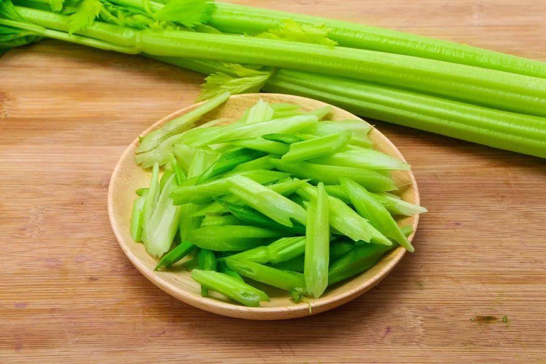 人保有温度,人保护你周全_蔬菜主要向人们提供什么营养