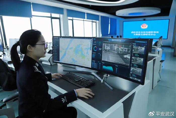 人保服务 ,拥有“如意行”驾乘险，出行更顺畅！_中国叉车行业供需分析及发展前景预测