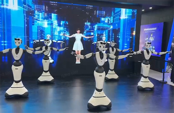 人形机器人加速“拟人化” 商用前景可期