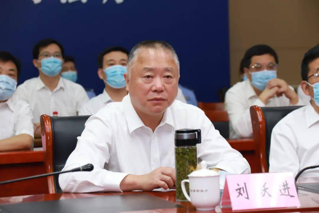 中储粮储运公司原副总经理刘福群被开除党籍