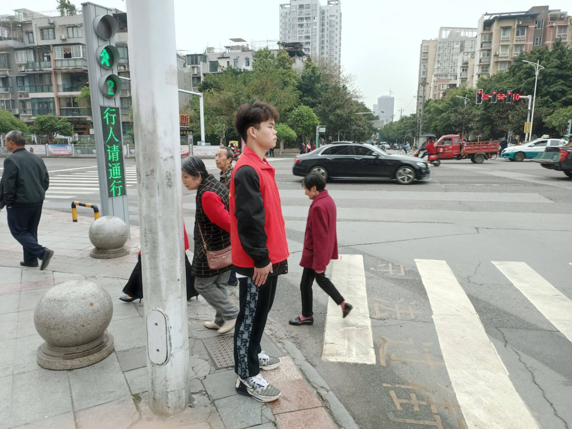 人保服务,拥有“如意行”驾乘险,出行更顺畅!_2024年中国音乐剧行业发展现状、竞争格局及未来发展趋势与前景分析