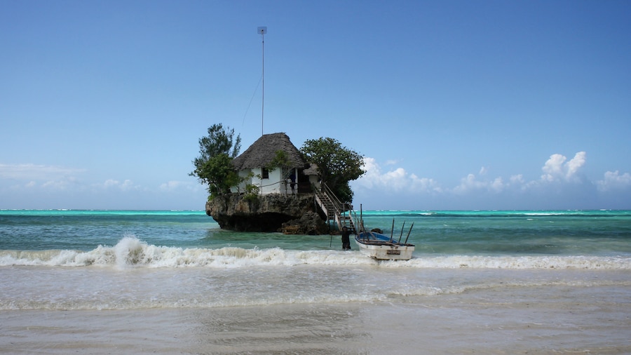 康力电梯服务坦桑尼亚桑给巴尔国际机场