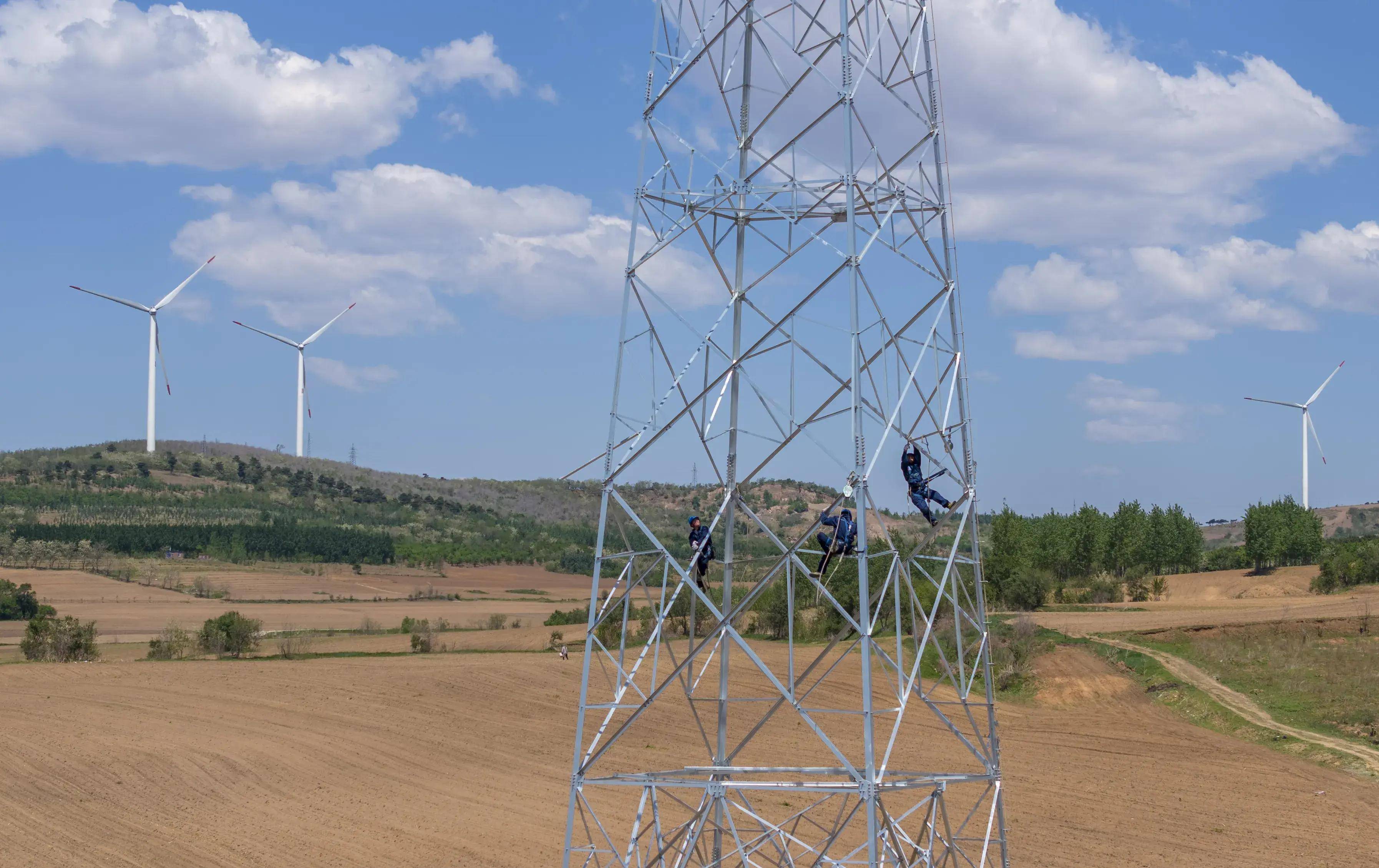 宏德股份：公司生产、销售的风电设备零部件包含陆上和海上风电设备部件