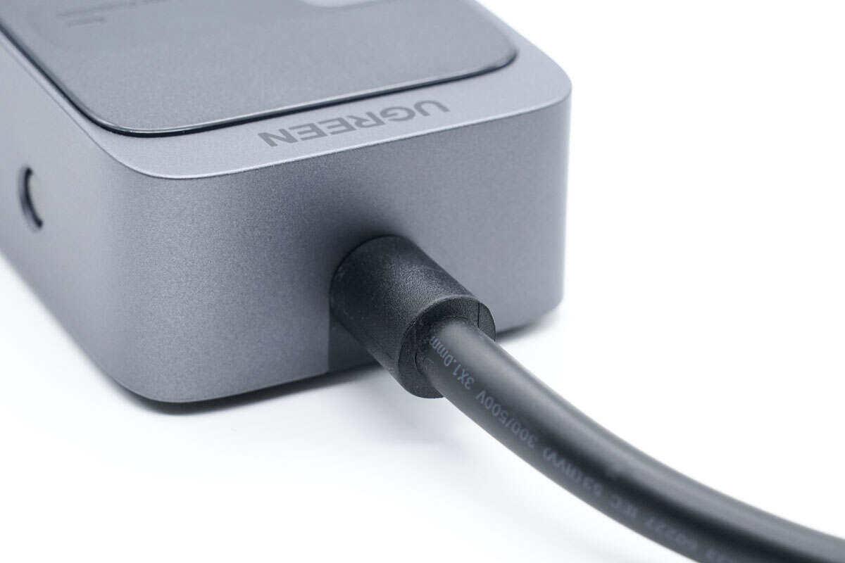 绿联科技获得实用新型专利授权：“一种插座”