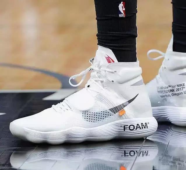 安踏与耐克的距离，差了一个“NBA”