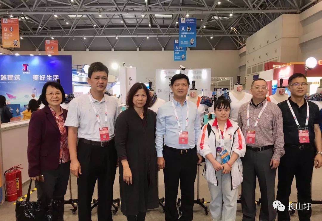 广东省人力资源和社会保障厅原副厅长杨红山被"双开"