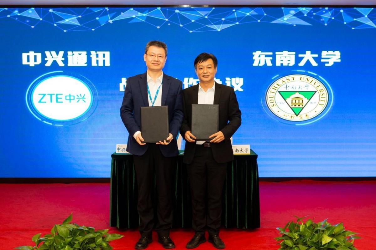 探路者：公司在智能装备方面持续深化产学研合作