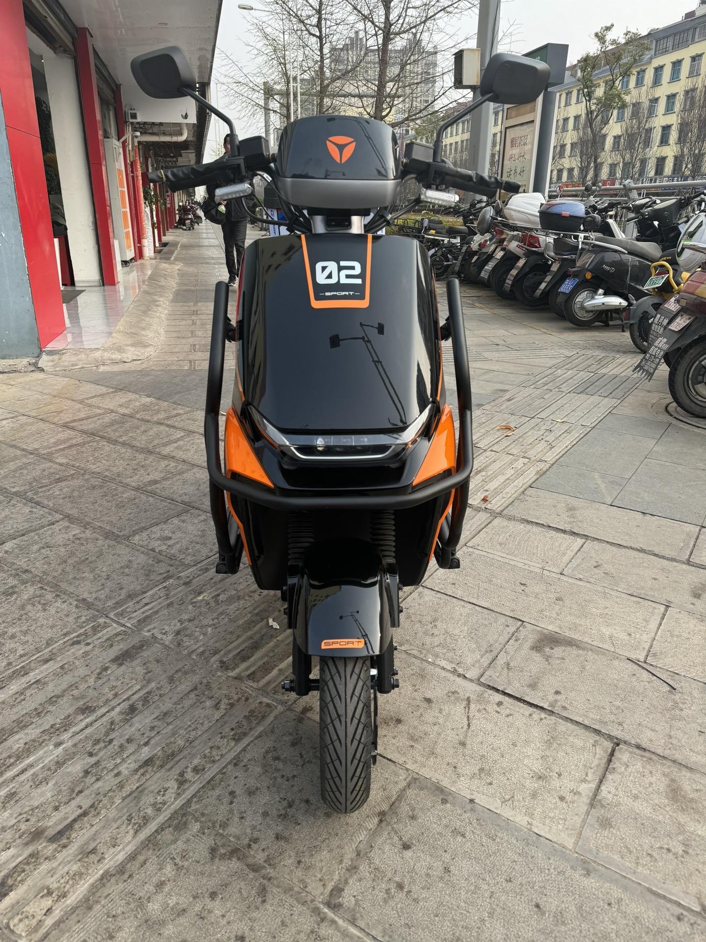 一座城和650万辆动车，深圳换电加速跑