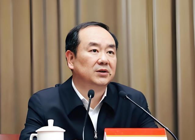 突发！中纪委“打虎”！又一上市公司董事长被查