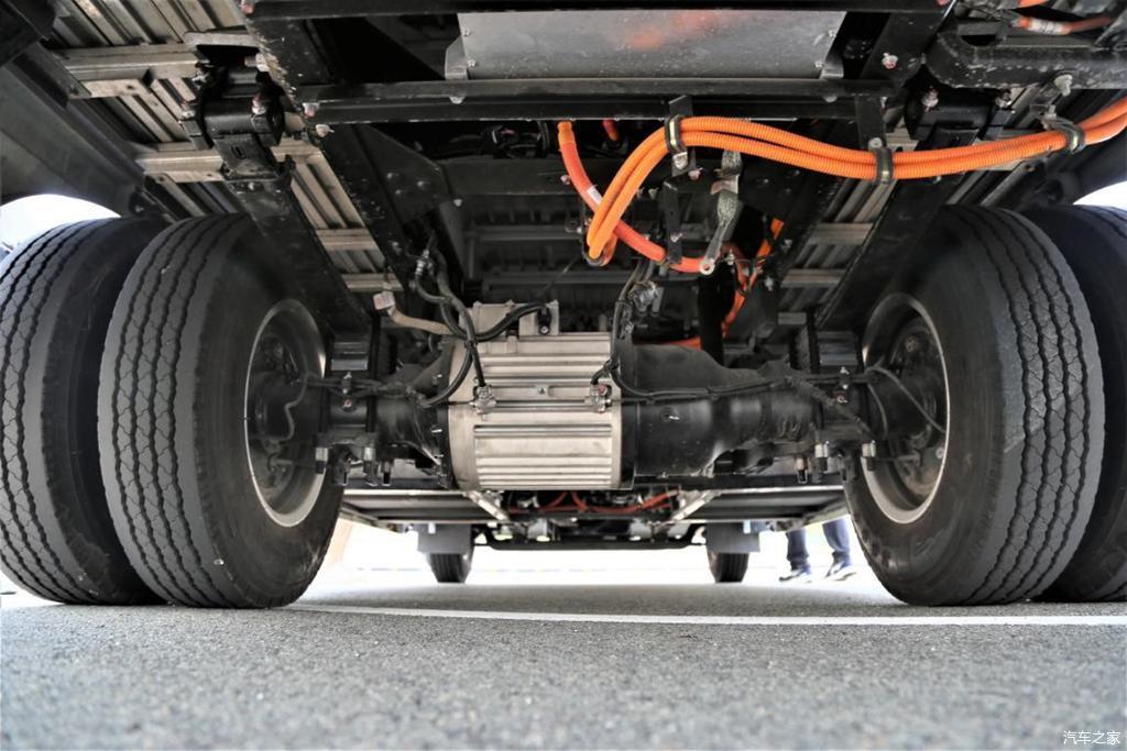 比亚迪获得实用新型专利授权：“边梁、托盘、电池包和车辆”