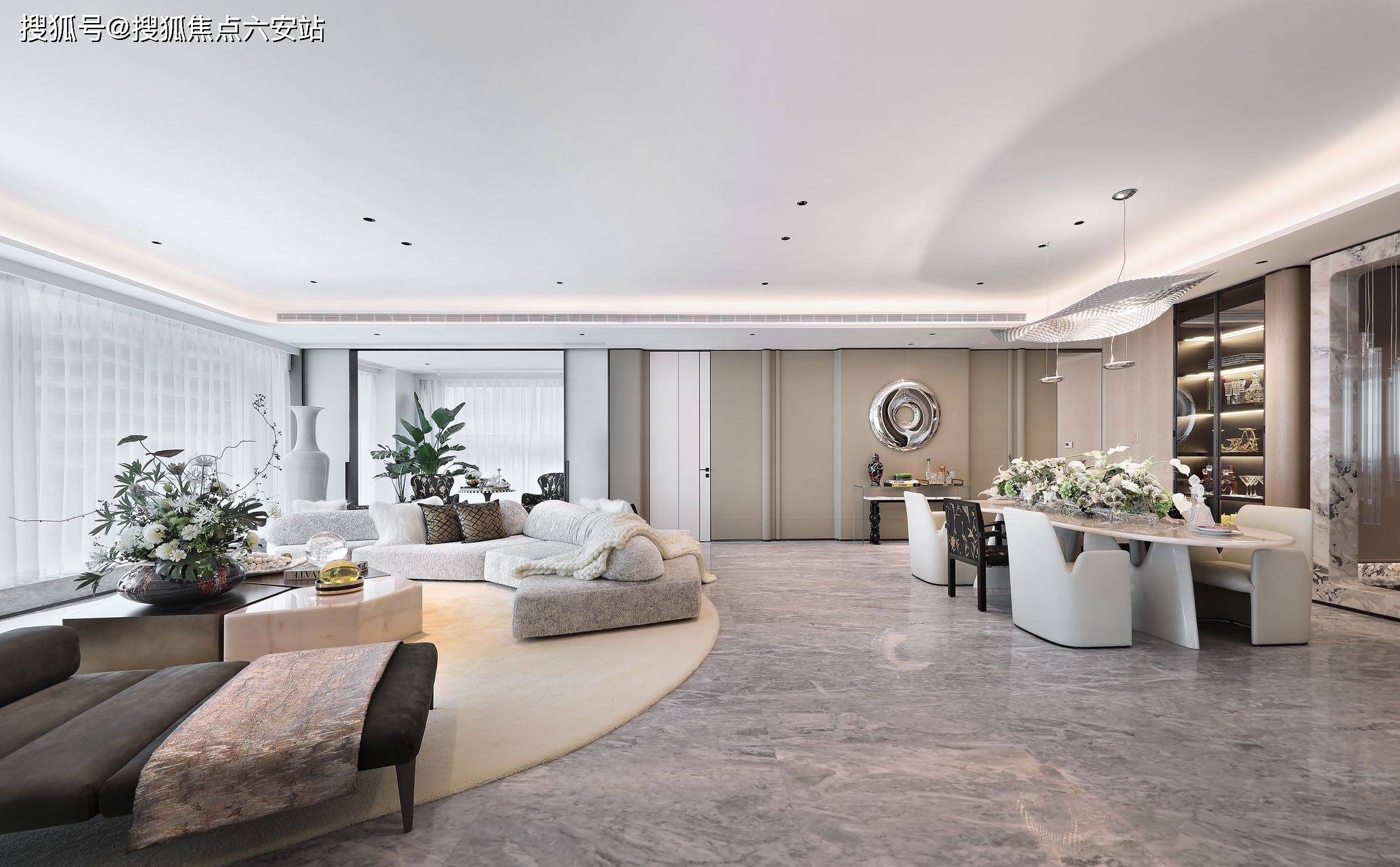 N华之杰上市首日开盘上涨206.84%