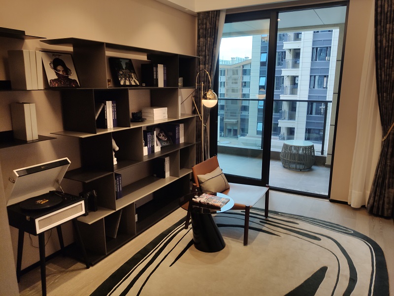 中天精装大宗交易成交9392.01万元