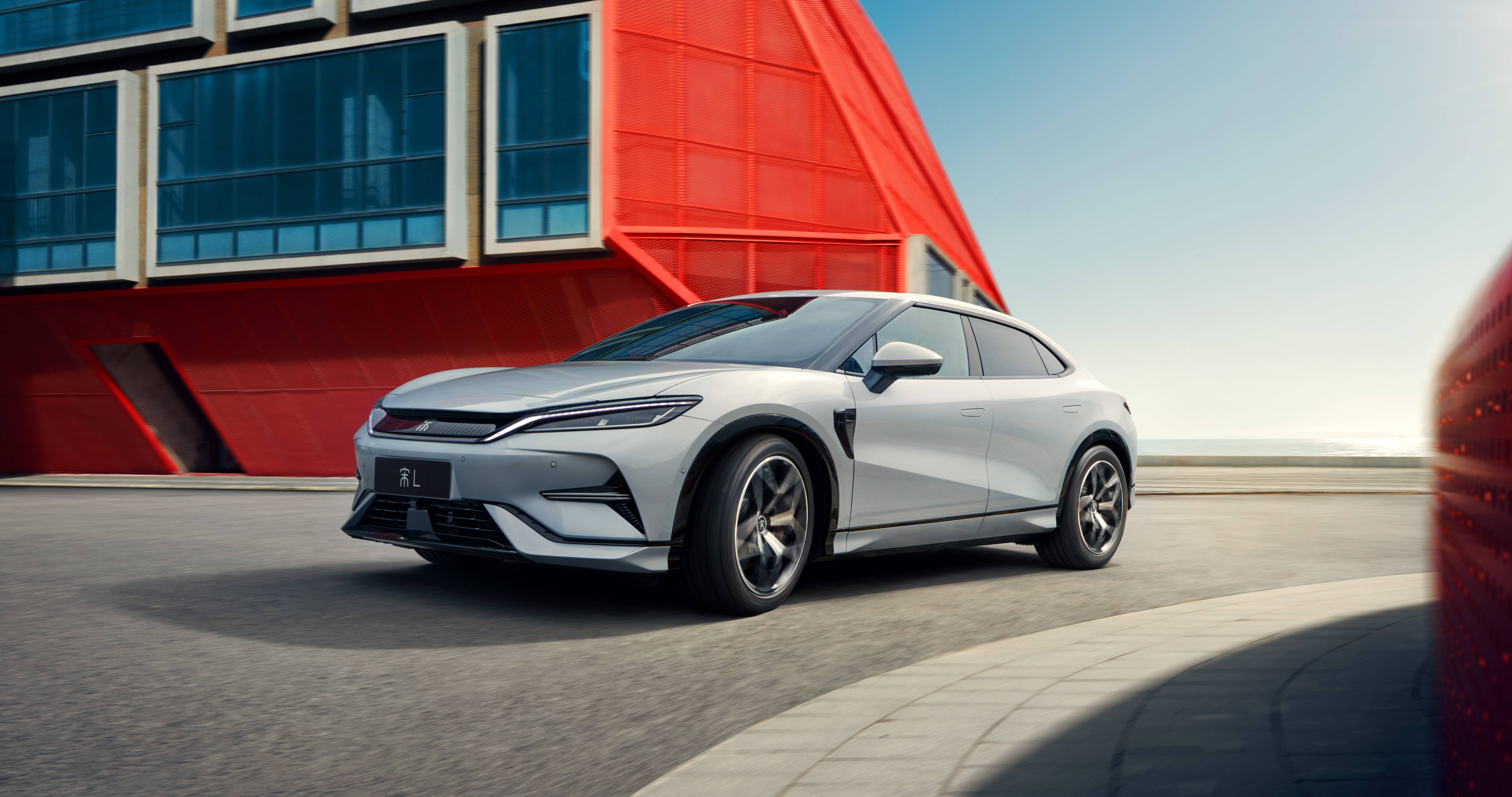 比亚迪大宗交易成交5082.02万元