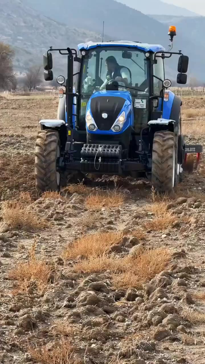 首款AI智能推土机问世！工程机械行业加速智能化