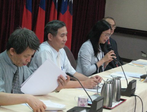 台海观澜 ｜谁把馆长从台湾推向大陆