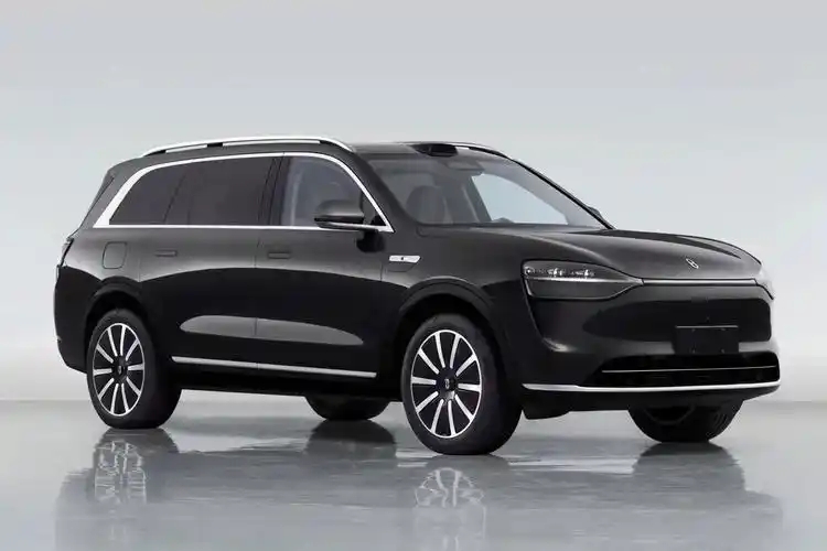 赛力斯引入50亿战略投资，问界剑指三年内百万辆