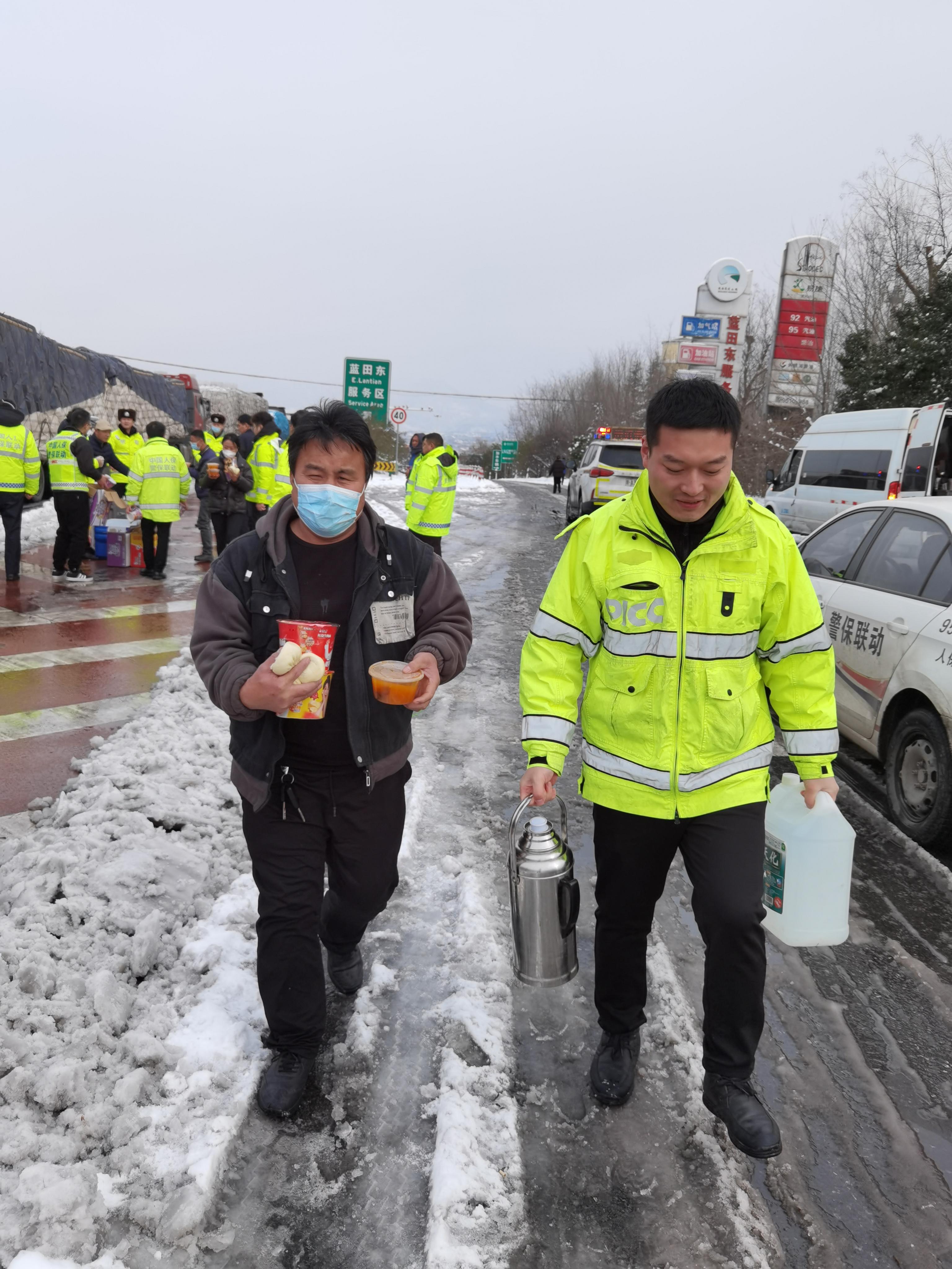 人保车险,人保有温度_2025中国铝型材行业：产业升级与市场需求增长并驾齐驱