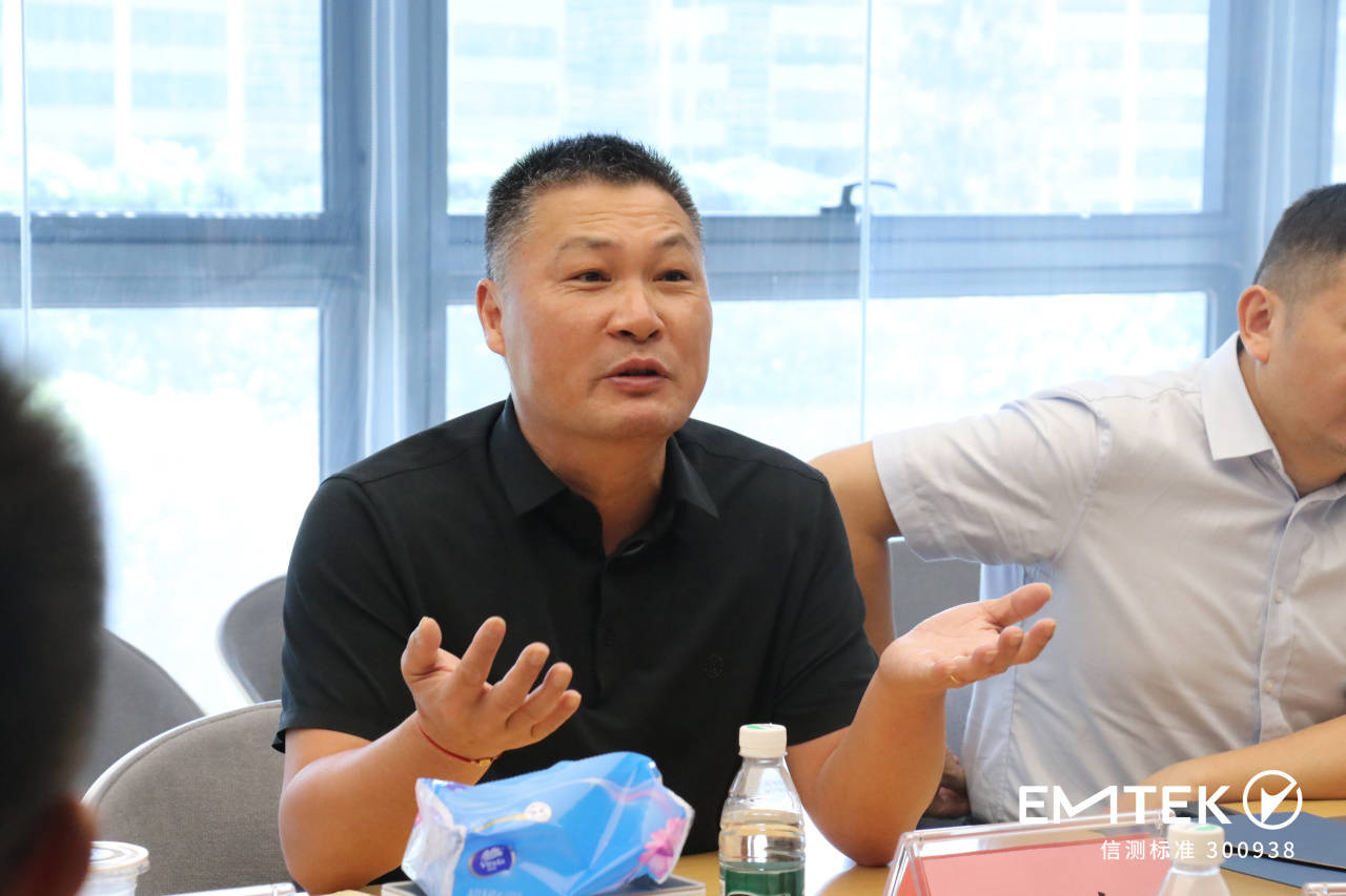 信测标准：公司积极拓展与客户的良好合作关系