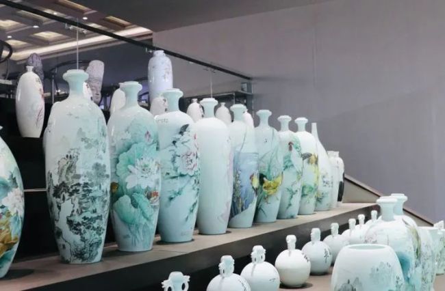 华瓷股份：关注市场需求变化积极探索传统文化与现代消费趋势结合点