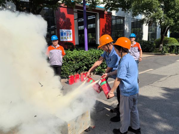 东方电缆：截止2025年4月21日在手订单约189亿元