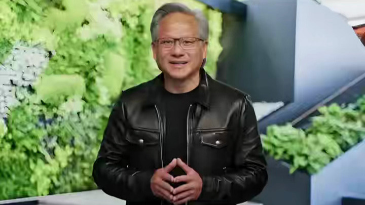 黄仁勋，减持！