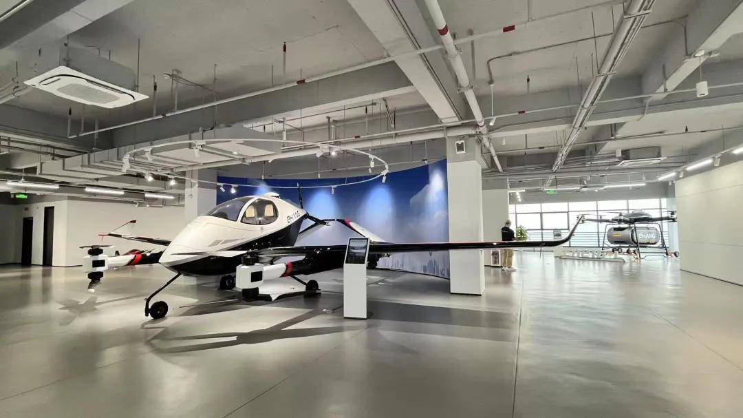 我国首架“适航三证”吨级以上eVTOL航空器交付