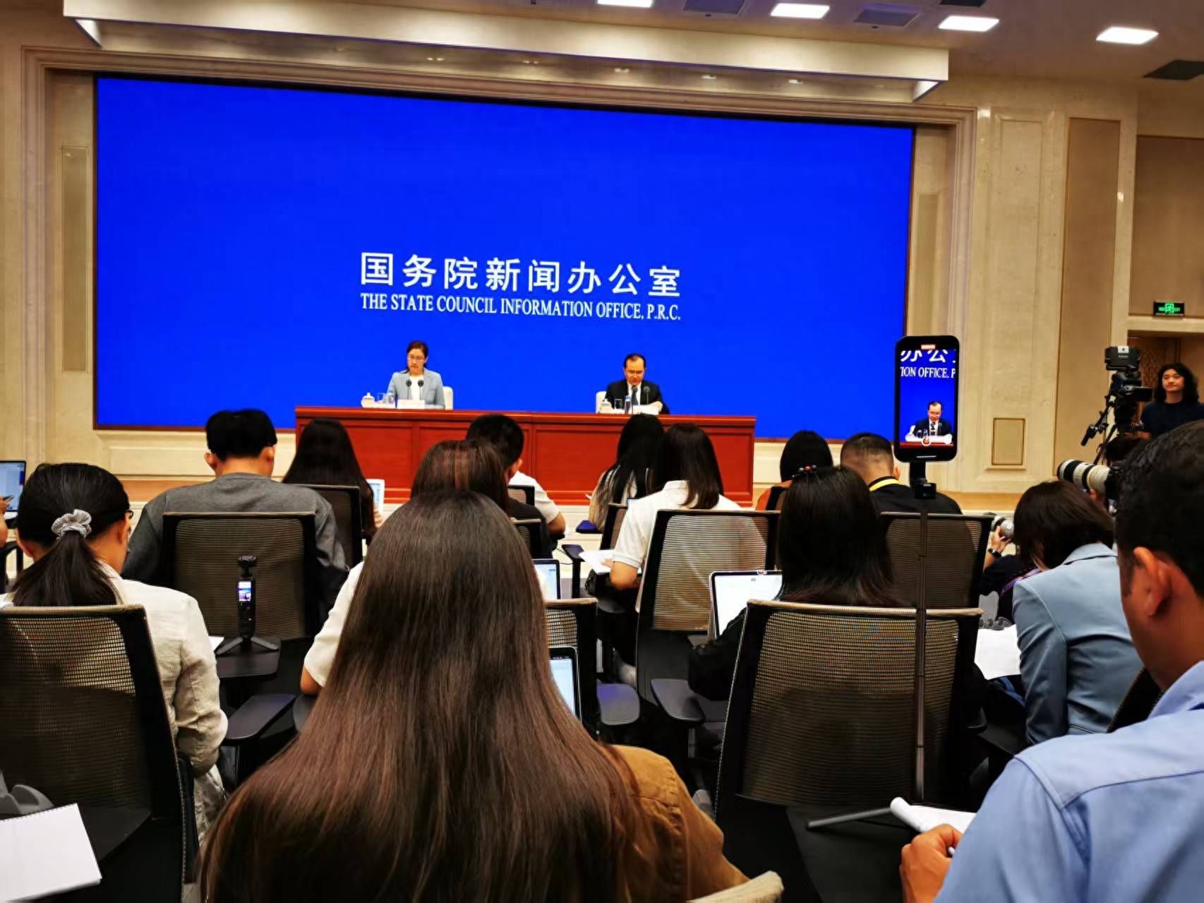 国家统计局：二季度我国GDP同比增长5.2%