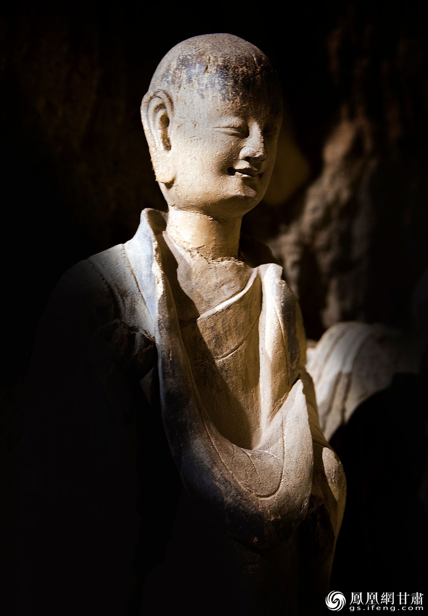 微笑的尘世佛国：麦积山石窟为什么值得看｜观展