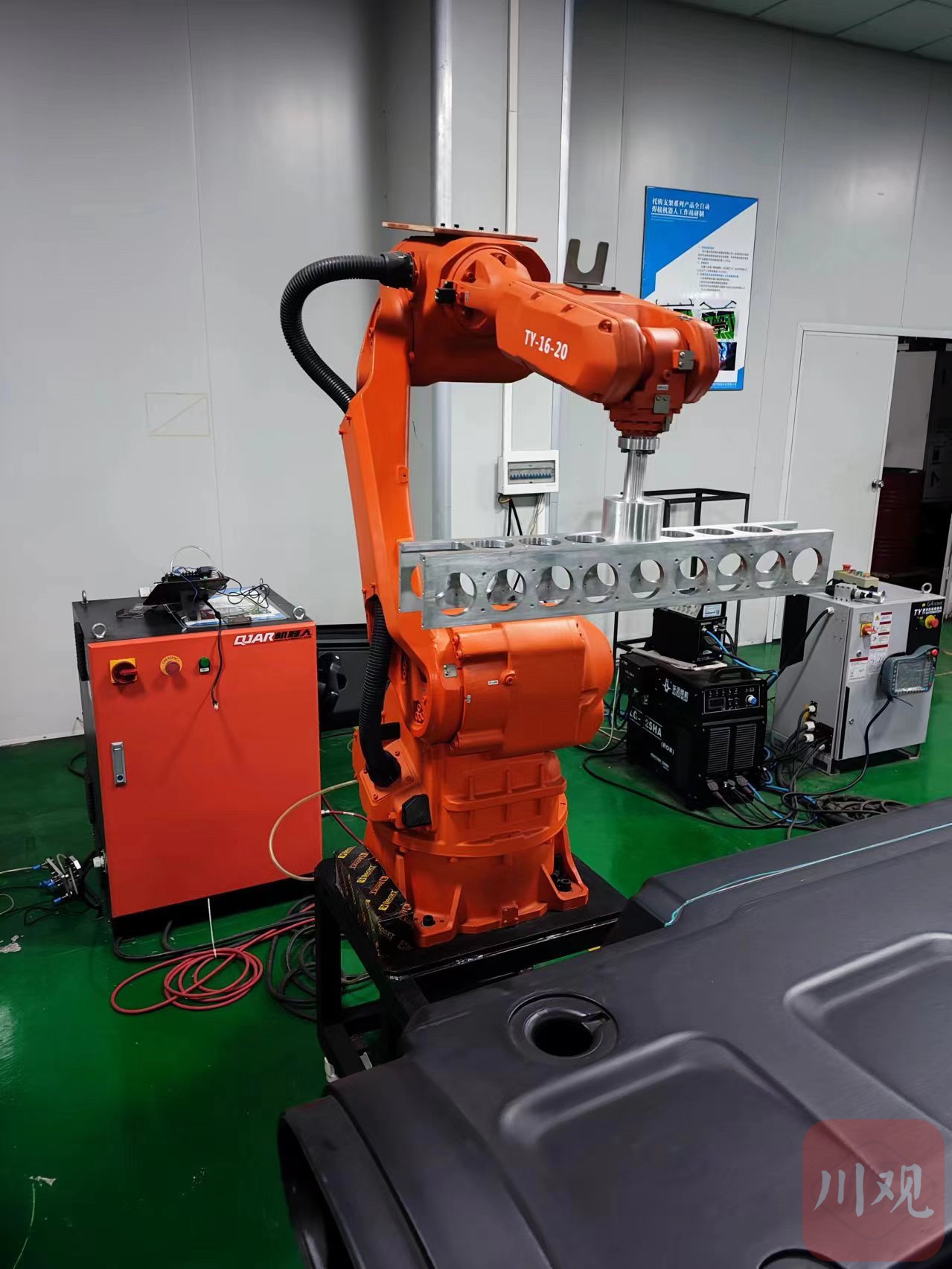 从一台机器人看制造业向新而行