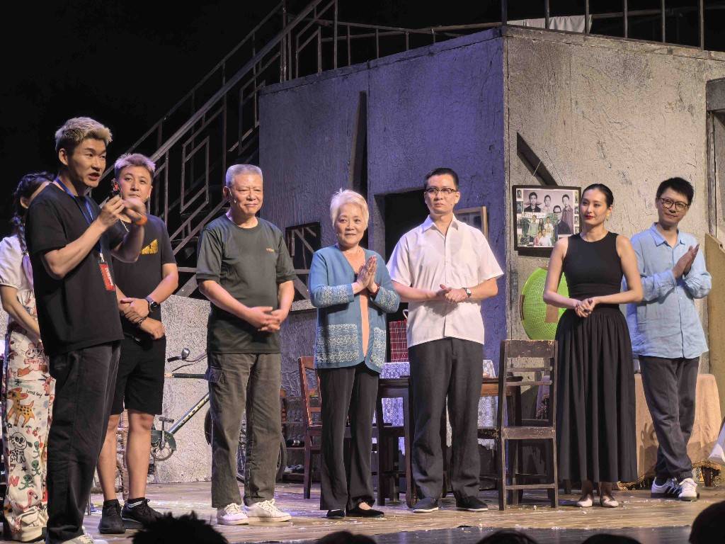 全国剧场半年报发布：话剧票房占比最高，脱口秀增势迅猛