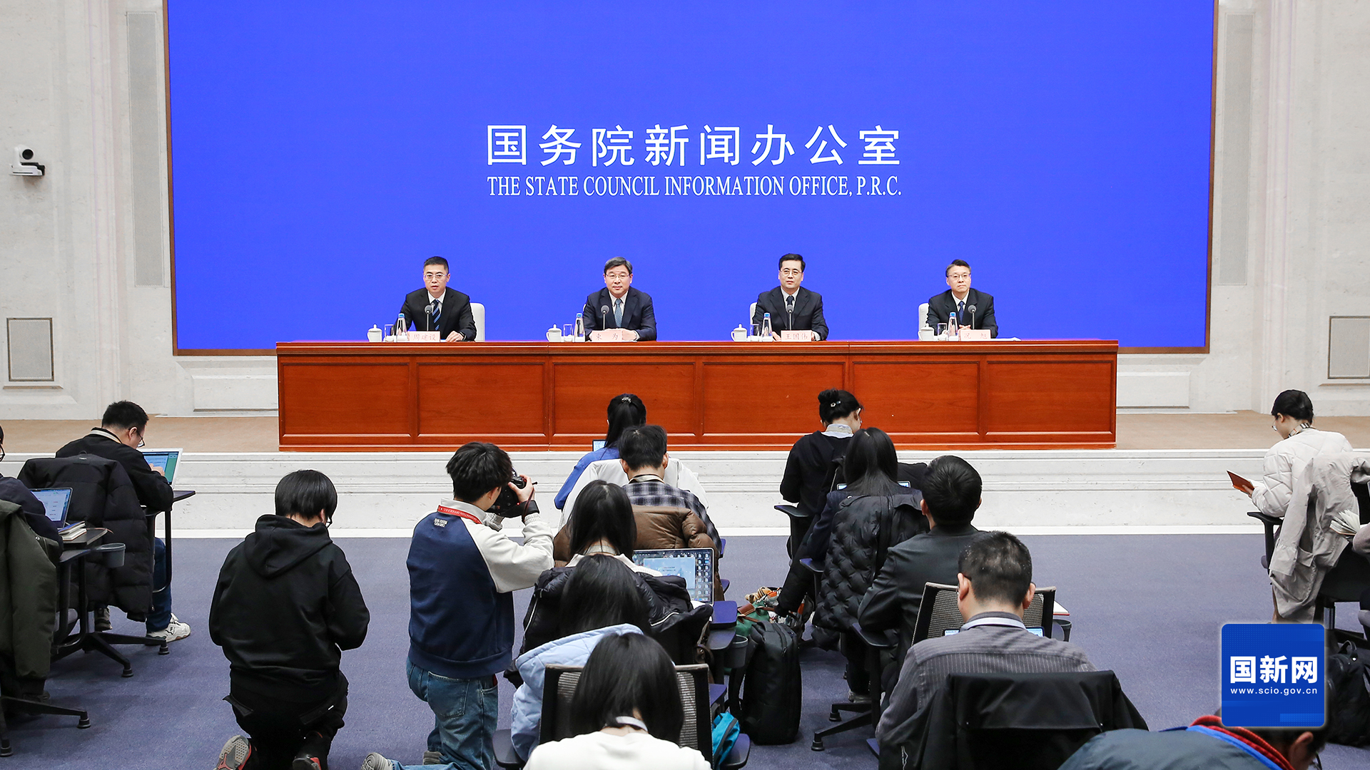 今日看点｜国家发改委将举行新闻发布会，解读当前经济形势和经济工作