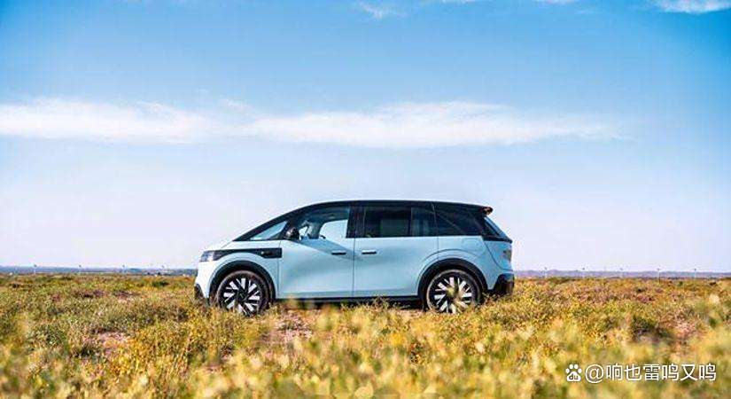 极氪二季度整车销售近230亿元，曾陷入“零公里二手车”风波