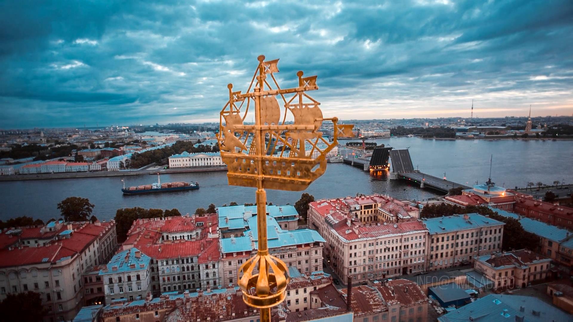 赫尔辛基：白夜织就的北方诗笺