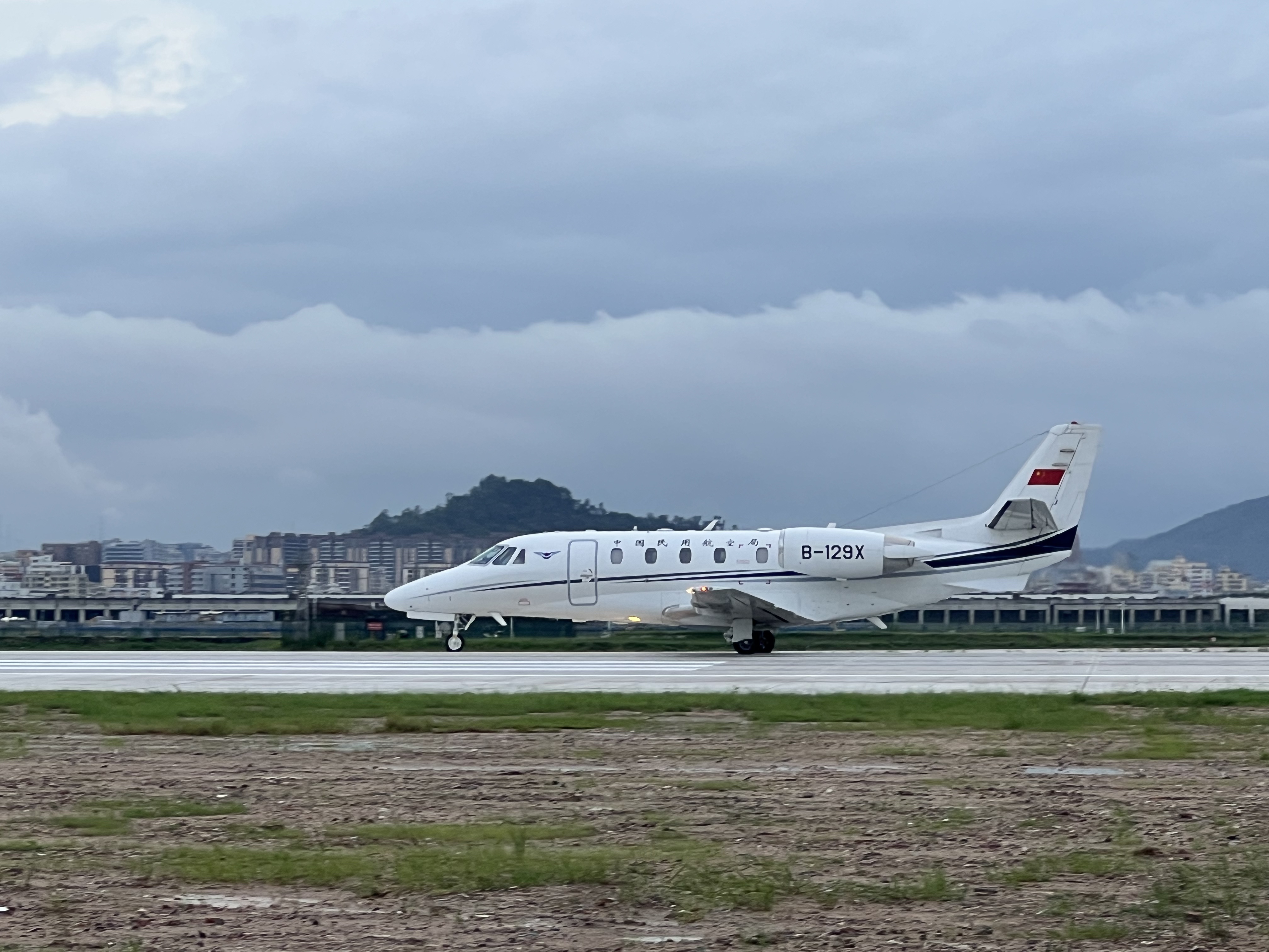 深圳机场：国内旅客量增速9.2%，在前十大机场中排名第一
