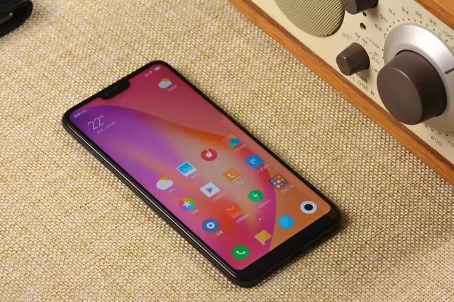 小米凶猛 追击苹果