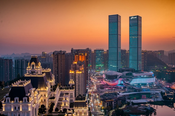 人保财险政银保 ,拥有“如意行”驾乘险，出行更顺畅！_2025-2030年浙江省首店经济发展格局与商业创新趋势研究报告