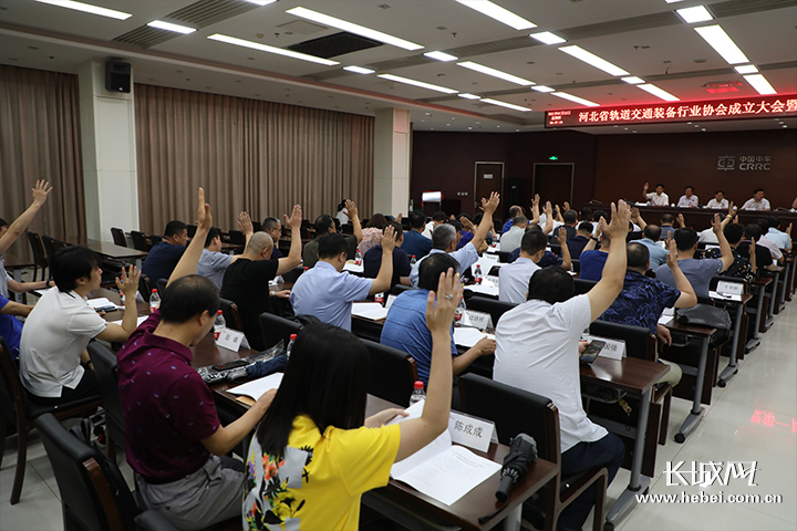 日久光电：可穿戴应用正加速效益转换