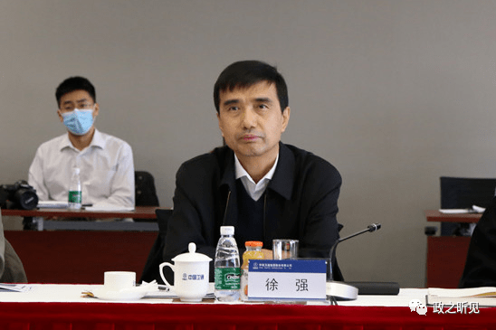 黄永章任中国海洋石油集团董事、总经理、党组副书记