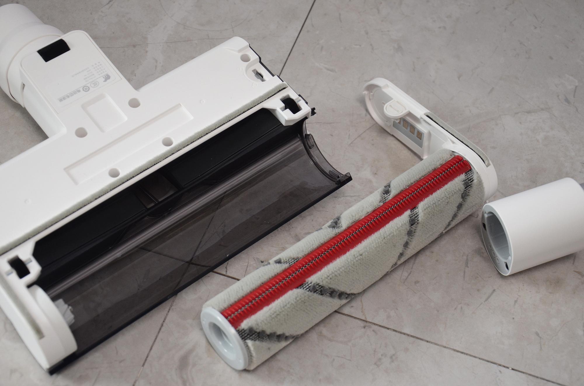 富佳股份获得发明专利授权：“一种加热部、滚刷及清洁装置”