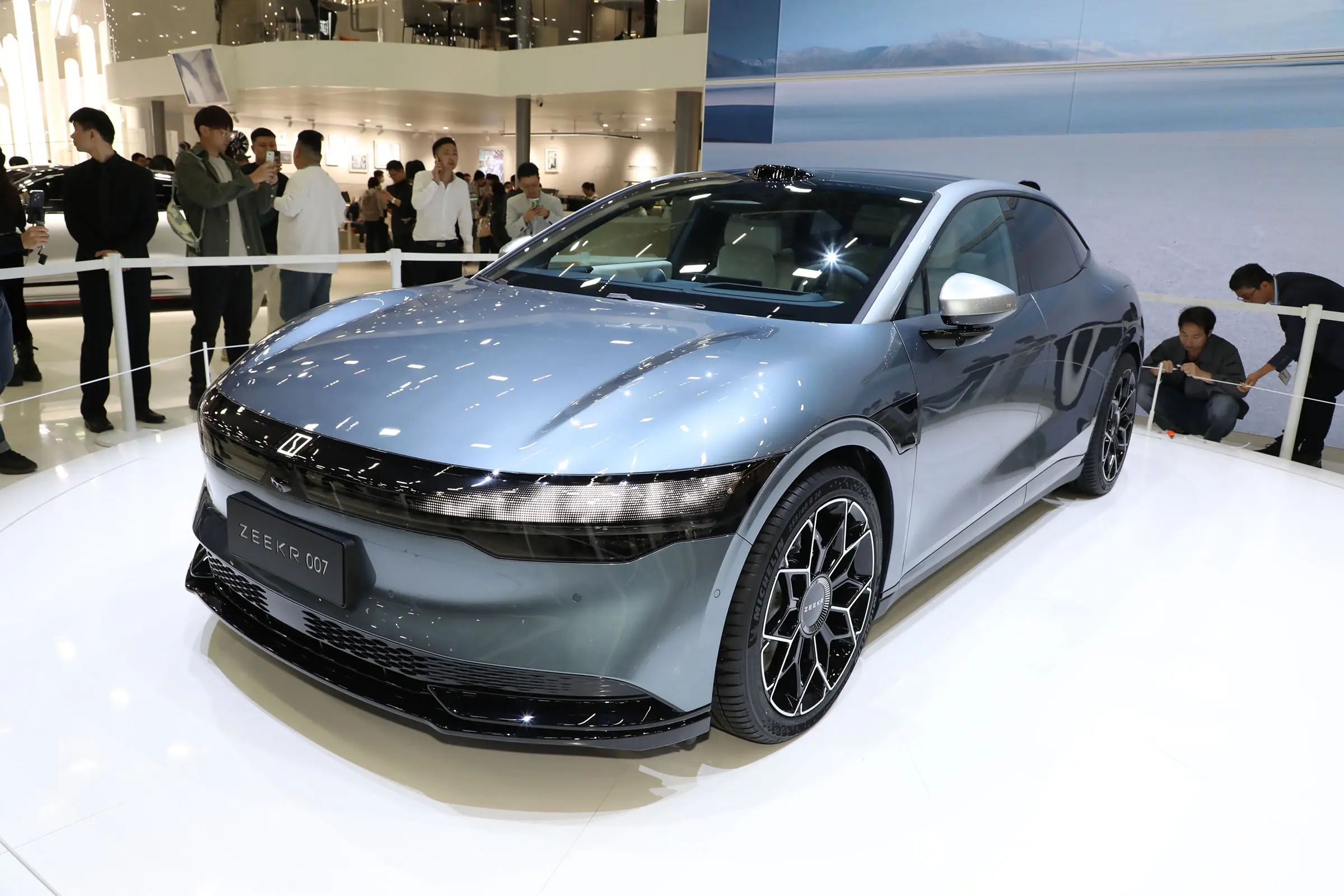 宁德时代获得实用新型专利授权：“水冷板组件、水冷系统、电池及其箱体以及用电装置”