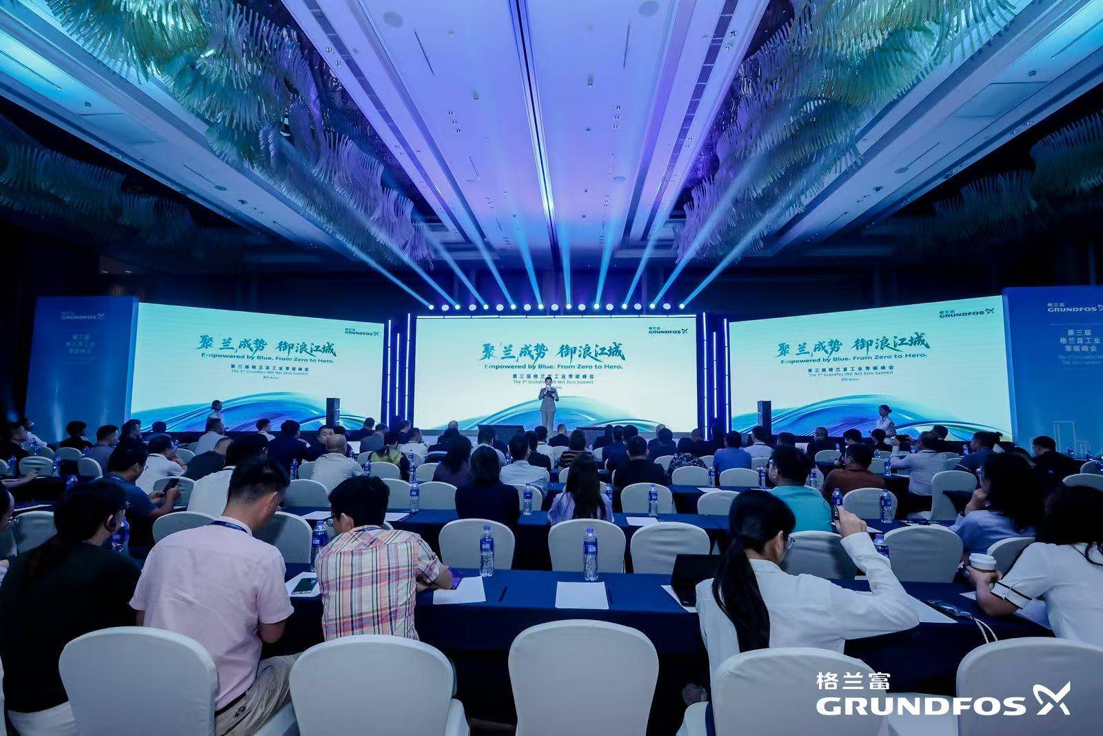 “群”智共生：云迹科技的生态实践，从单体智能到群体革命的跨越