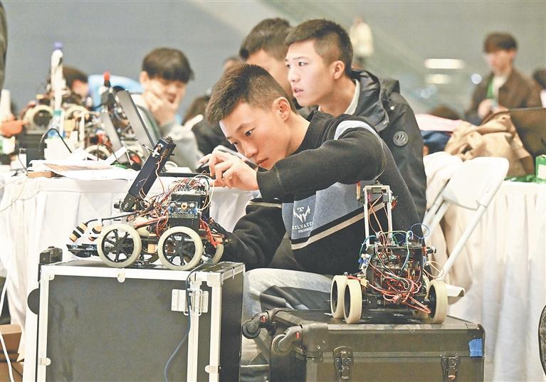 中国队在2025年FIRST全球机器人挑战赛获三个奖项