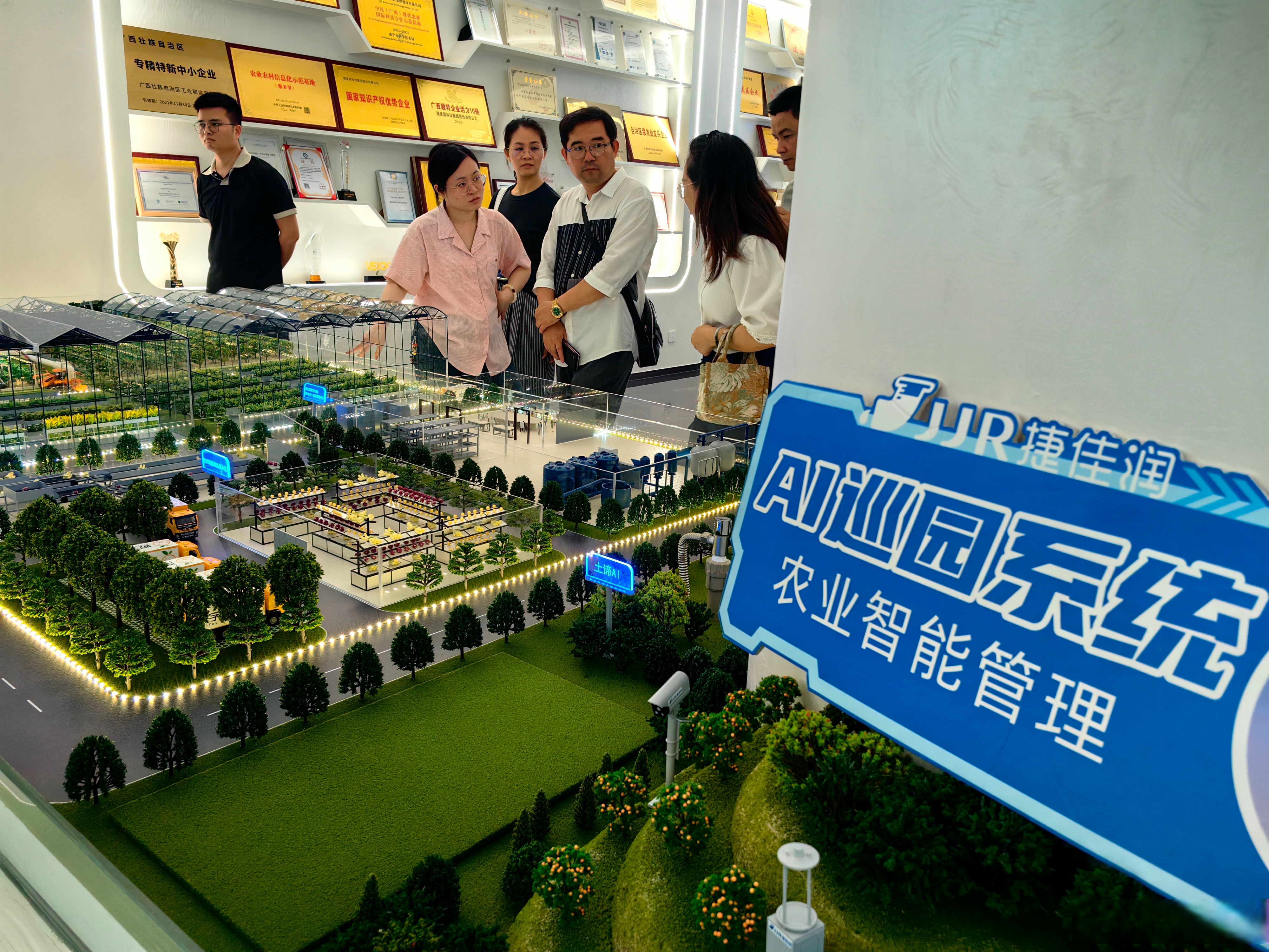 机械化助力让乡村振兴跑出“加速度”