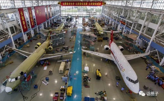 HH-200航空商用无人运输系统首架机总装下线