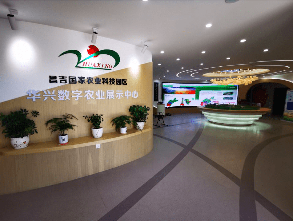 富邦科技：番茄公社为数字农业示范园区