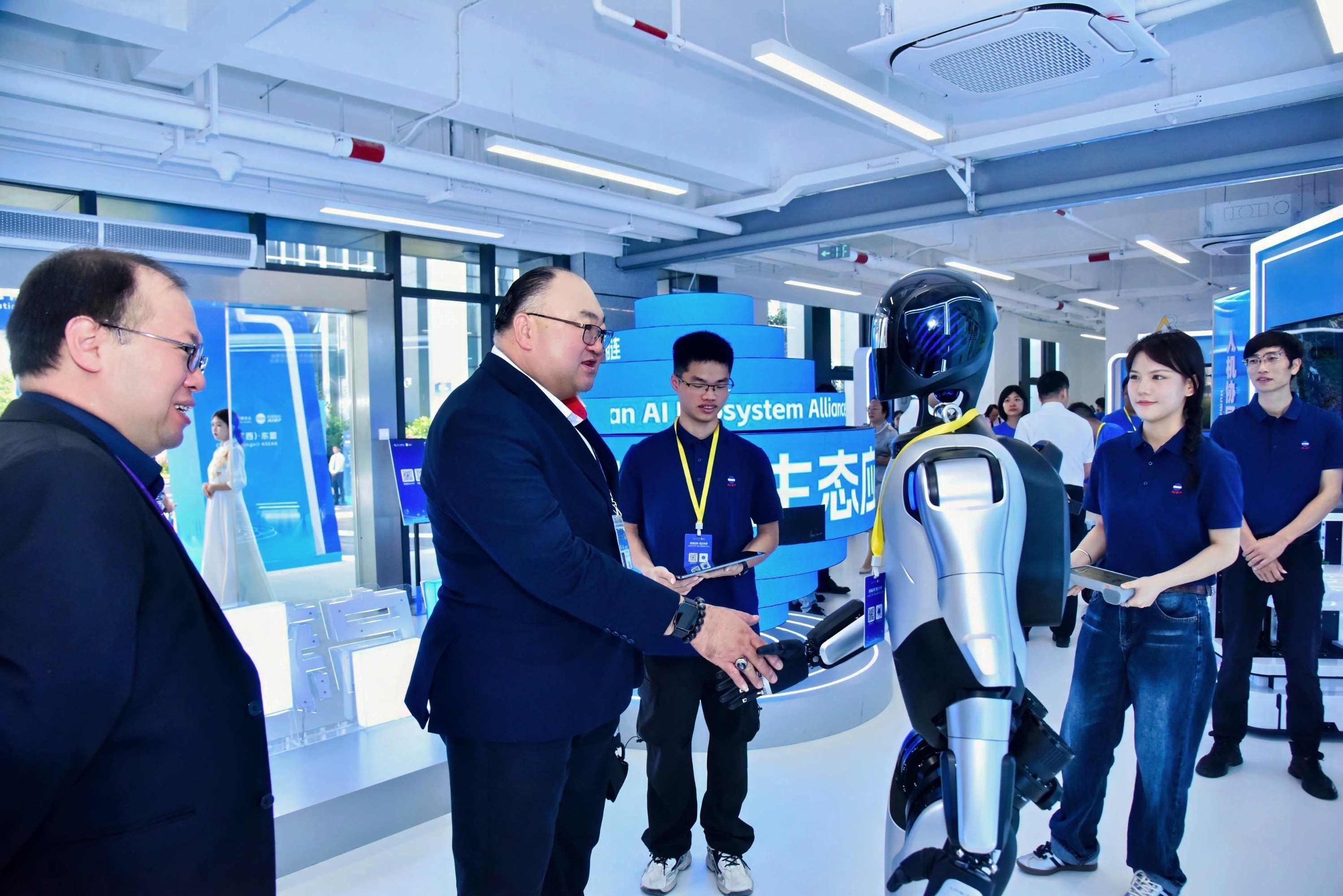 人工智能技术加速应用落地