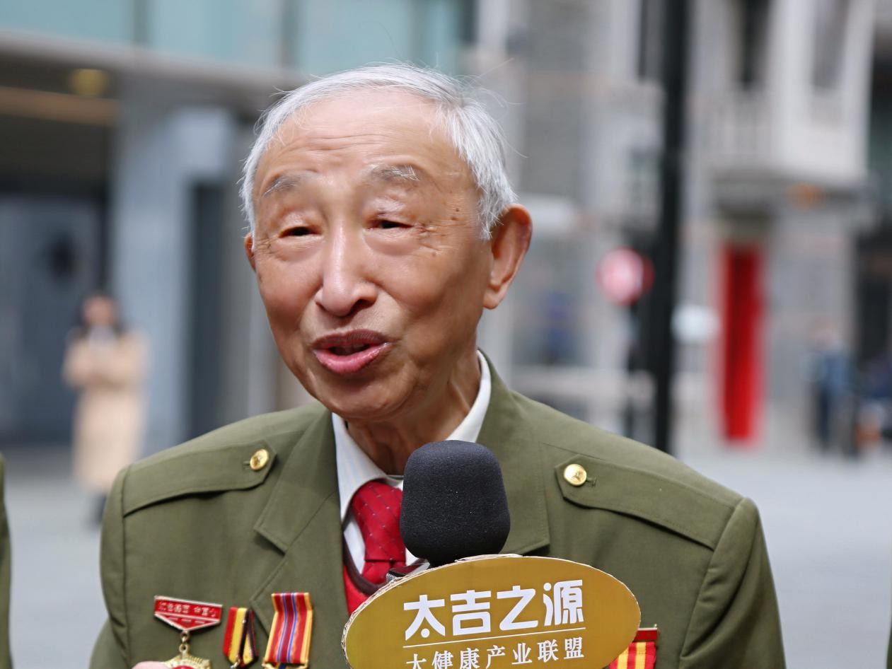 科学与健康 | 跨越三十余年！中国考察队与阿德利企鹅的南极之约