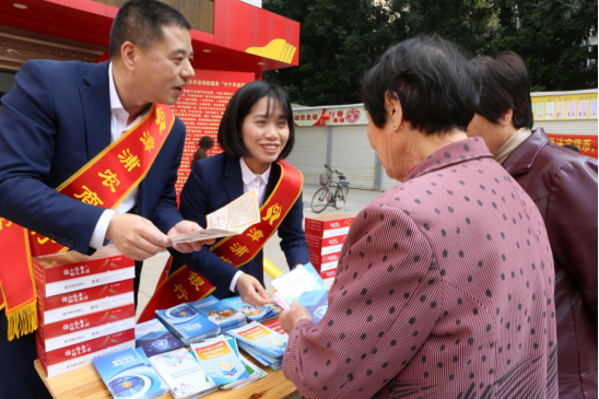 人民币信贷出海